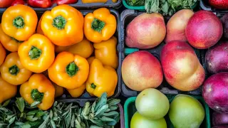 Essential Tips for Sourcing Natural Ingredients Globally