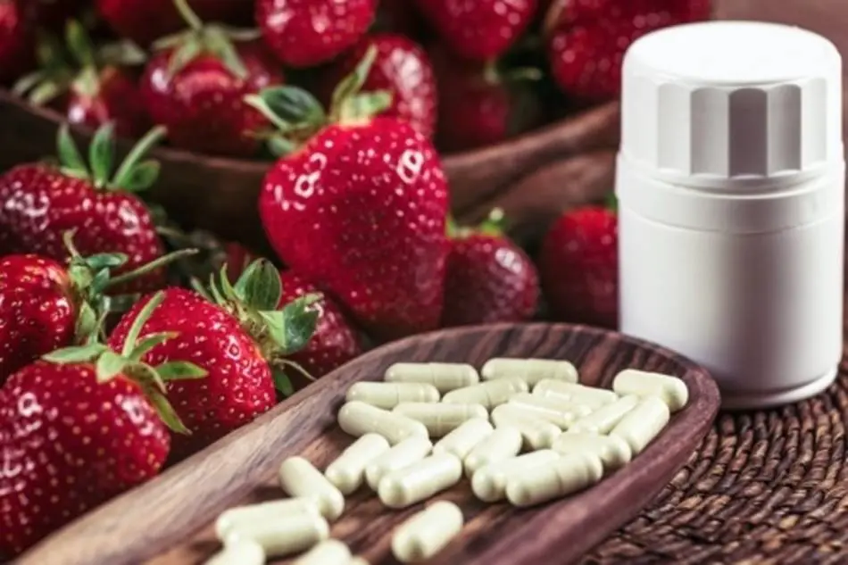 Fisetin: The Underdog Anti-Aging Compound Making Waves in Longevity and Skincare